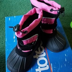 Toddler winter boots